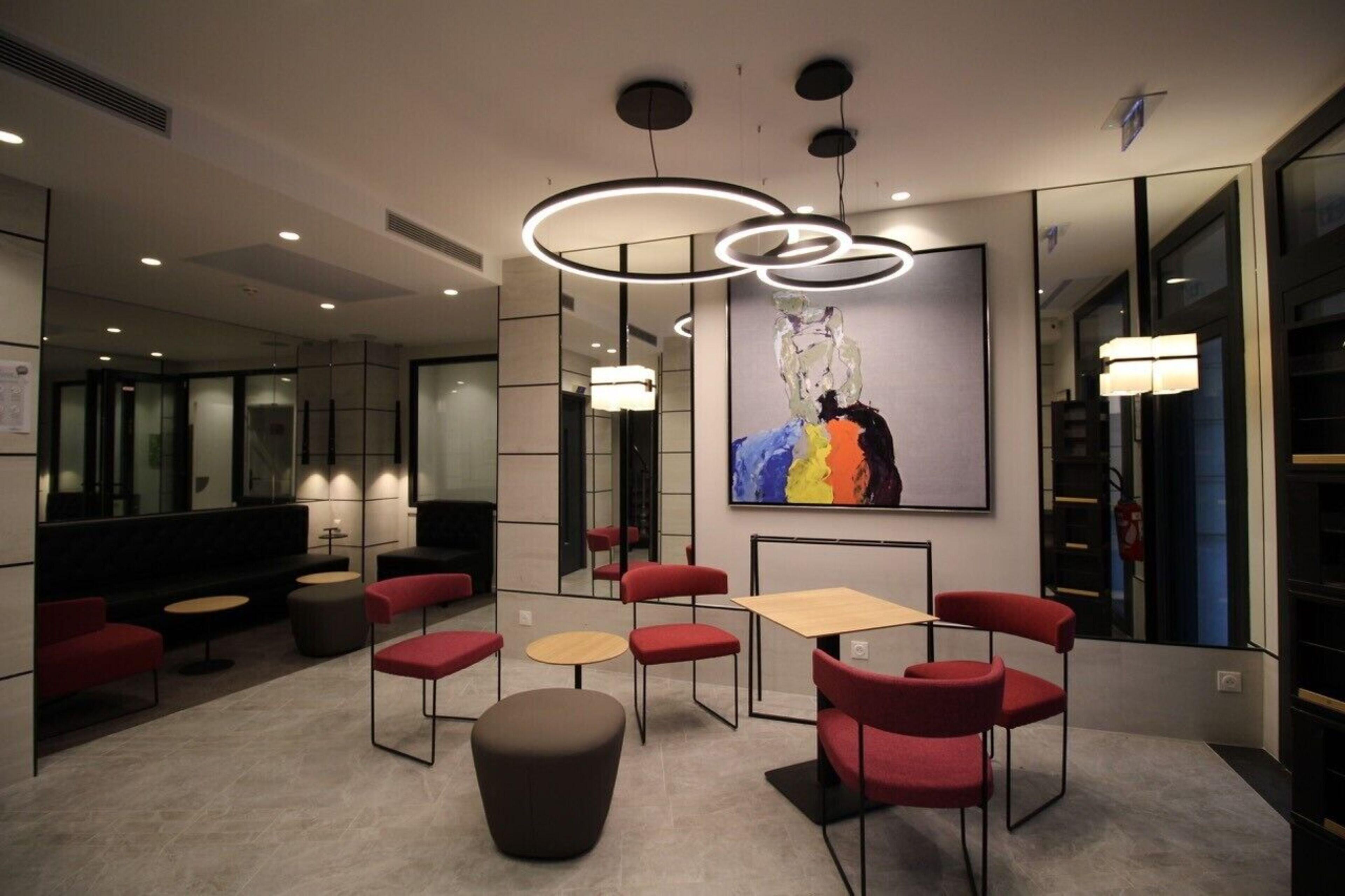 Hotel Charing Cross 3*