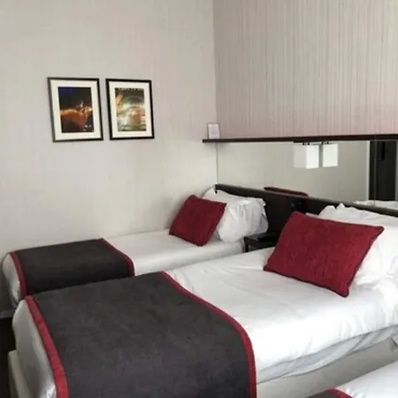 Hotel Charing Cross Parigi